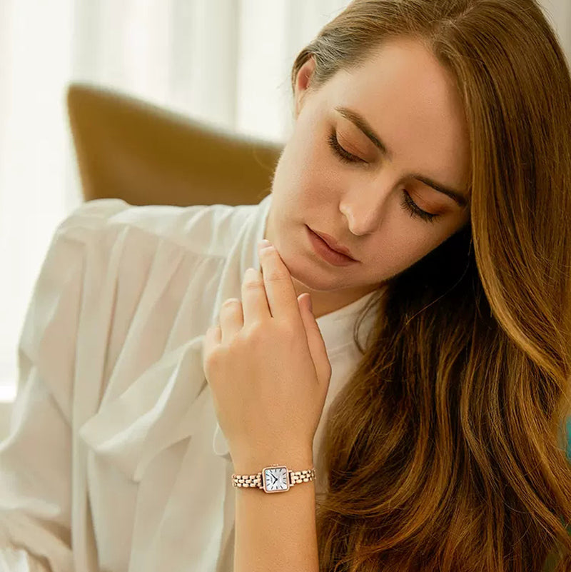 GA | 18mm | Sapphire Glass | Mother-of-pearl Dial