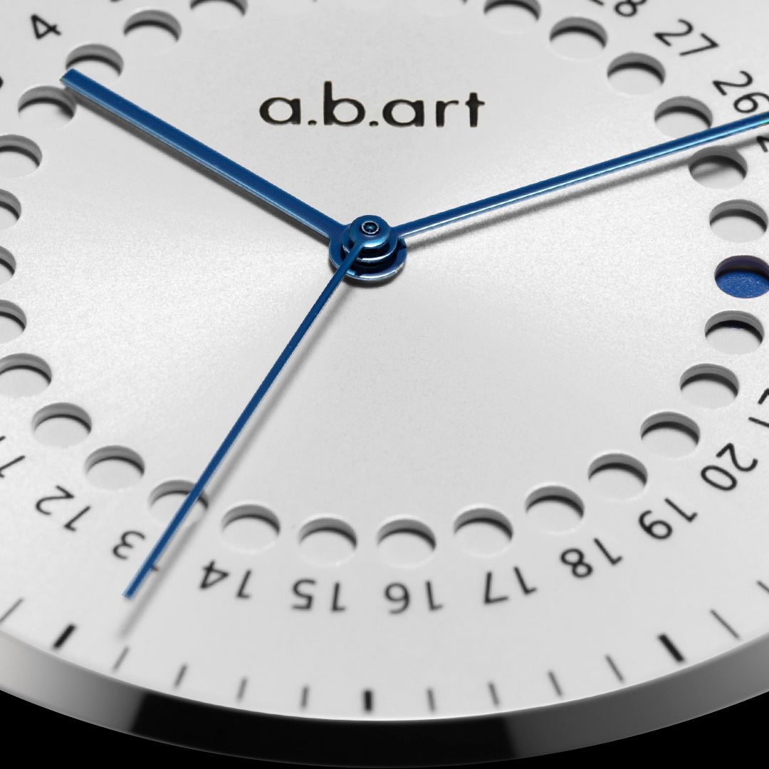 Freiburg |41 mm | Ronda Swiss Parts Movement | Sapphire Glass |O101 Red Dot Design Award Series