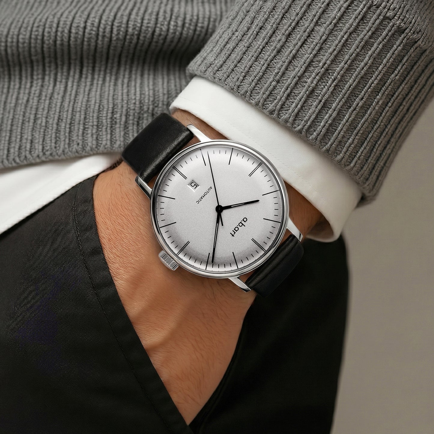 Freiburg Automatic – Bauhaus Classic, Domed Sapphire, MIYOTA 8215, 41 mm