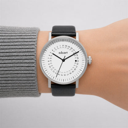 Freiburg Automatic – Iconic Jump Date, MIYOTA 8215, Sapphire Glass, 40.5 mm