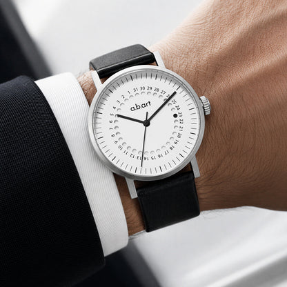 Freiburg Automatic – Iconic Jump Date, MIYOTA 8215, Sapphire Glass, 40.5 mm