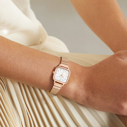 GA | 24*24mm  | Mother-of-pearl Dial