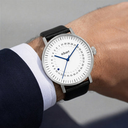 Freiburg Automatic – Iconic Jump Date, MIYOTA 8215, Sapphire Glass, 40.5 mm