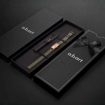 I5 | 29*15 mm | Sapphire Glass | Gold Sunburst Dial