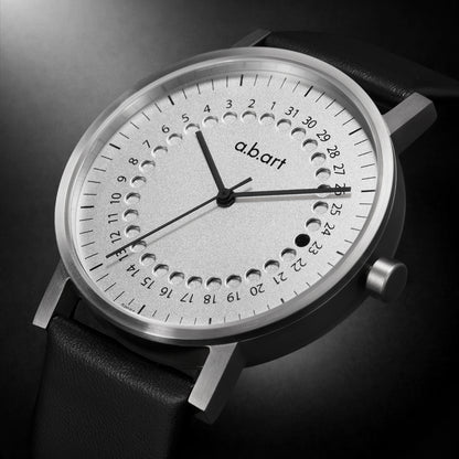 Freiburg | 41 mm | Ronda Swiss Parts Uhrwerk | Saphirglas | O101 Red Dot Design Award Serie